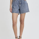 Aveny Short