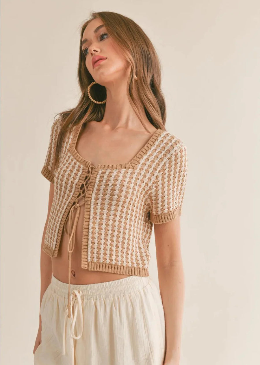 Amore lace up crop
