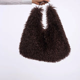 Gusta Shoulder Bag