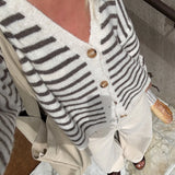 Lenda Cardigan